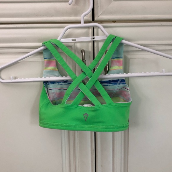 SIZE 6 - Reversible Ivivva by Lululemon bra - Picture 9 of 11